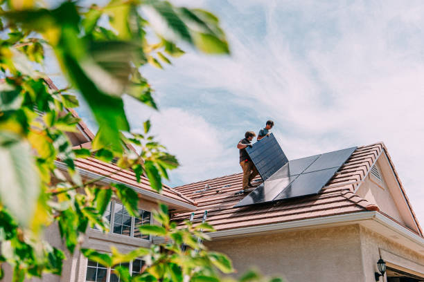 Best Roof Gutter Cleaning  in Rossville, GA